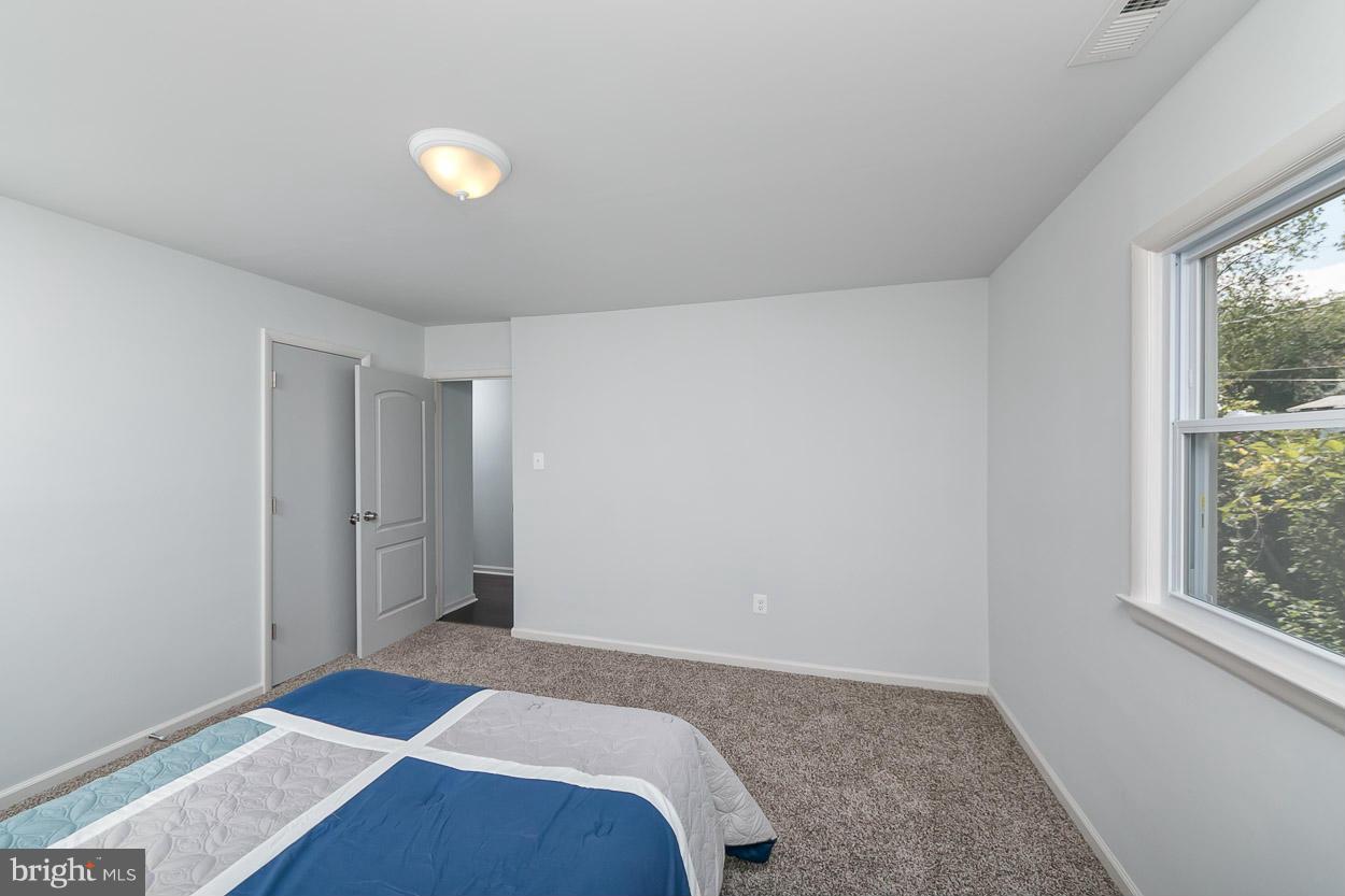 205 Mountain Road Linthicum, MD 21090 - Photo 17 of 26 Bedroom (Master)