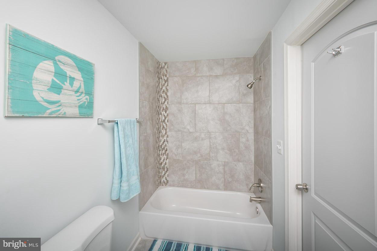 205 Mountain Road Linthicum, MD 21090 - Photo 18 of 26 Bath (Master)