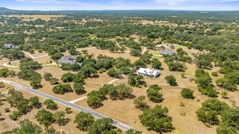 $877,000 | 501 E Trail, Spicewood, TX 78669