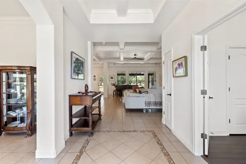 $877,000 | 501 E Trail, Spicewood, TX 78669