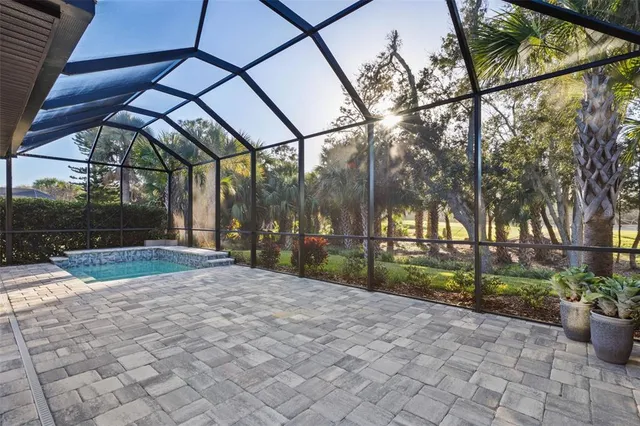 $1,049,000 | 37 Kingfisher Lane, Palm Coast, FL 32137