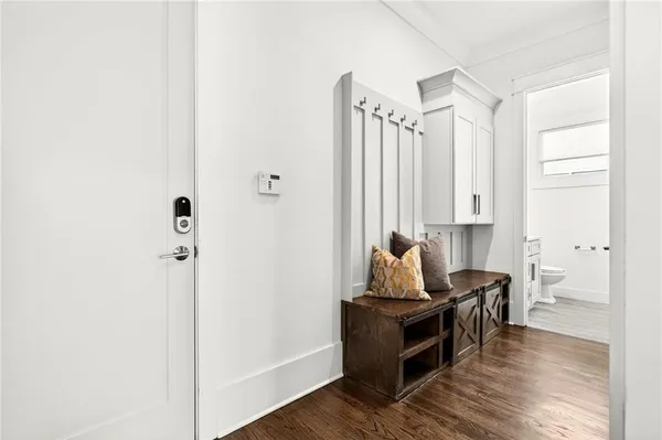 $850,000 | 5989 Kenn Mnr Way, Norcross, GA 30071