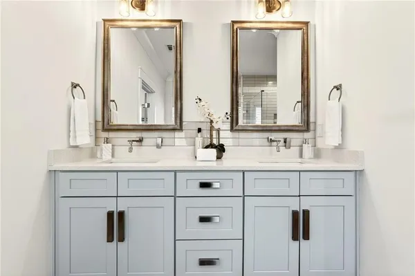 $850,000 | 5989 Kenn Mnr Way, Norcross, GA 30071