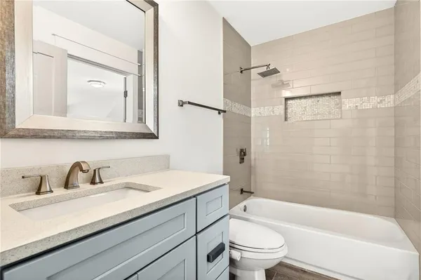 $850,000 | 5989 Kenn Mnr Way, Norcross, GA 30071