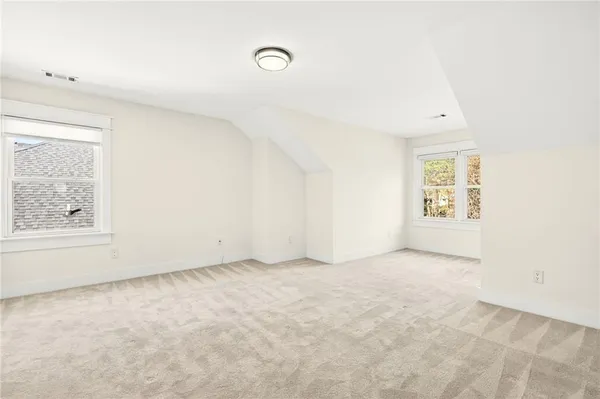 $850,000 | 5989 Kenn Mnr Way, Norcross, GA 30071