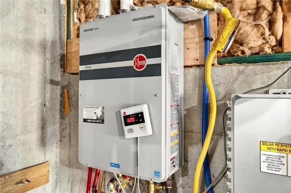 $850,000 | 5989 Kenn Mnr Way, Norcross, GA 30071