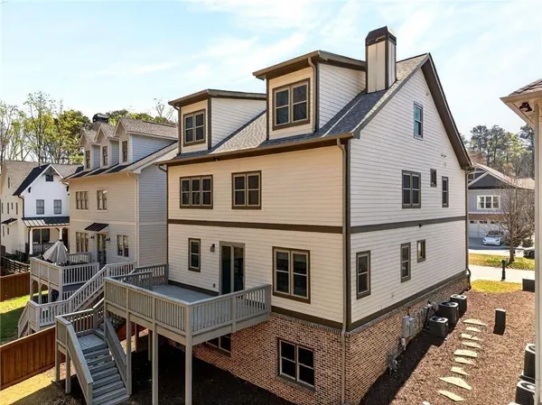 $850,000 | 5989 Kenn Mnr Way, Norcross, GA 30071