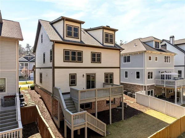 $850,000 | 5989 Kenn Mnr Way, Norcross, GA 30071