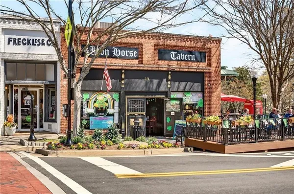 $850,000 | 5989 Kenn Mnr Way, Norcross, GA 30071