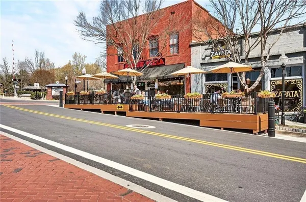 $850,000 | 5989 Kenn Mnr Way, Norcross, GA 30071