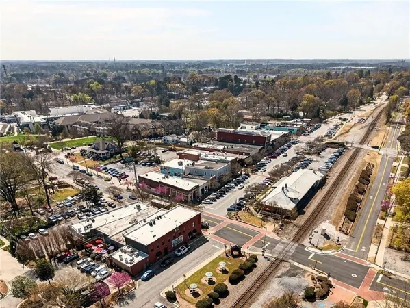 $850,000 | 5989 Kenn Mnr Way, Norcross, GA 30071