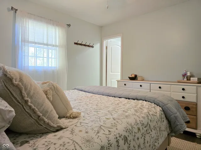 $229,900 | 158 East Co Road 340 South, Connersville, IN 47331