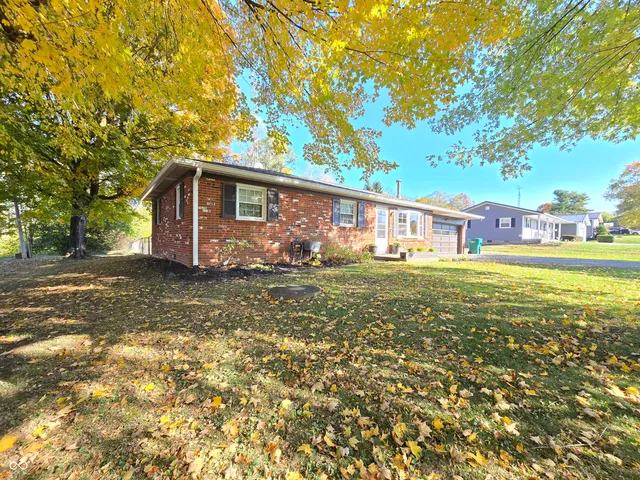 $229,900 | 158 East Co Road 340 South, Connersville, IN 47331