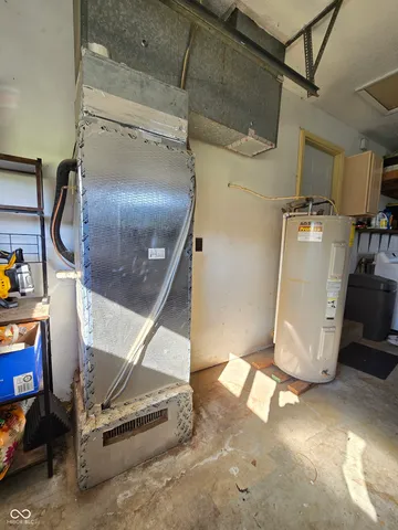 $229,900 | 158 East Co Road 340 South, Connersville, IN 47331