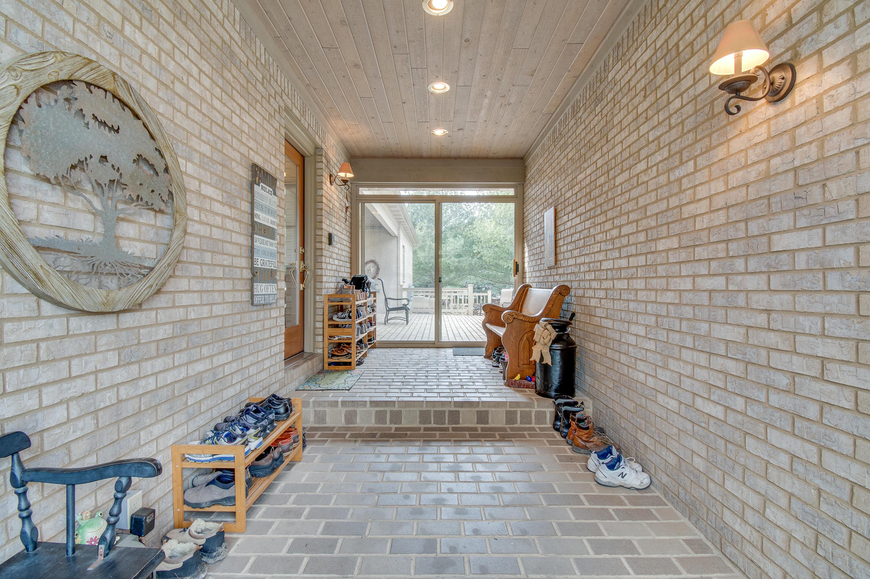 10063 Allen Road Pickerington, OH 43147 - Photo 7 of 78
