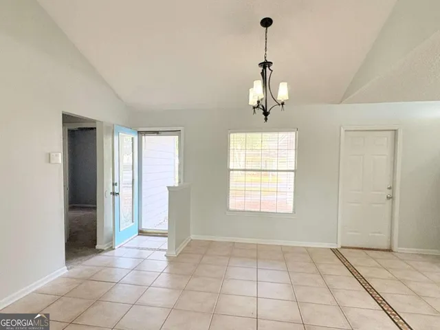 $1,800 | 304 McQueen Circle, St. Marys, GA 31558