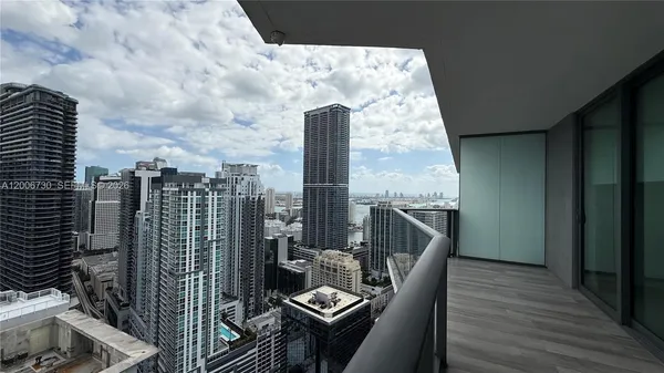 $4,700 | 1300 South Miami Avenue, Unit 4311, Miami, FL 33130
