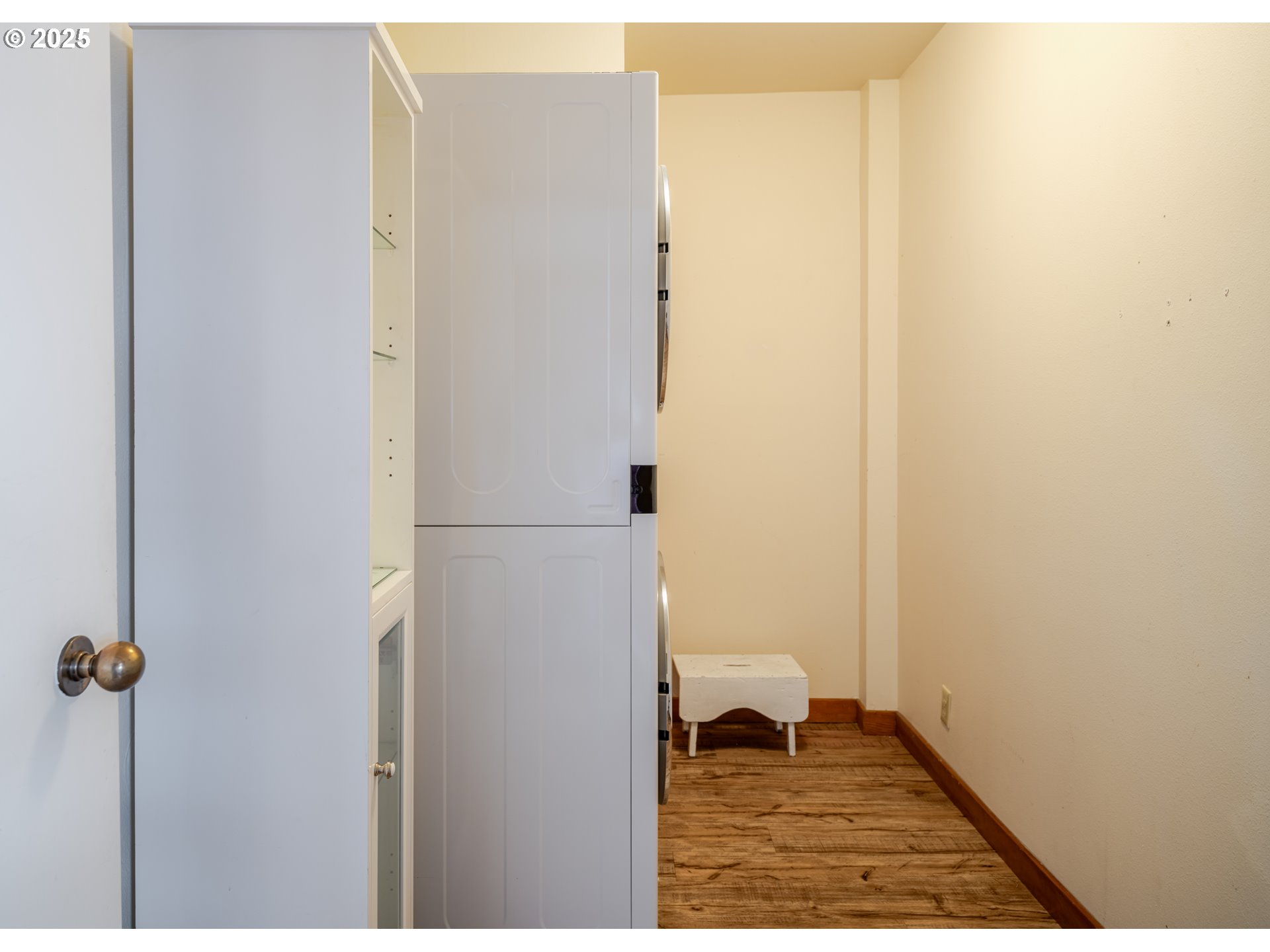 1 3rd Street, Unit 209 Astoria, OR 97103 - Photo 24 of 37 a view of bathroom