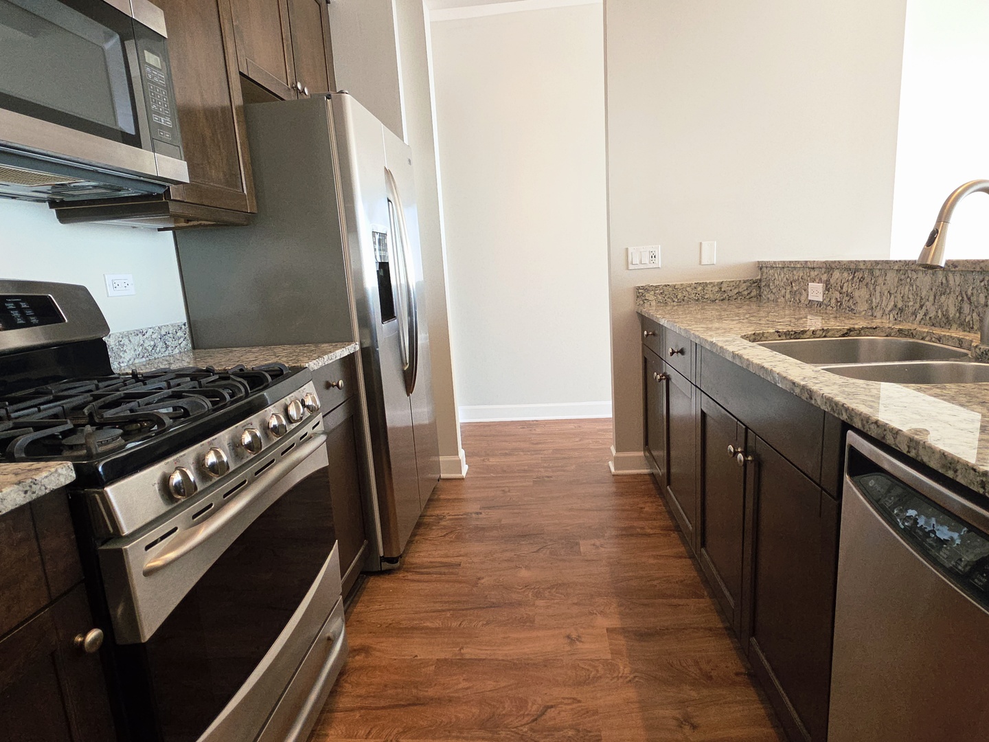 1201 South Prairie Avenue, Unit 4804 Chicago, IL 60605 - Photo 17 of 37