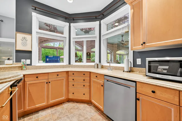 $1,600,000 | 1913 Dockside Drive, Greenwood, IN 46143