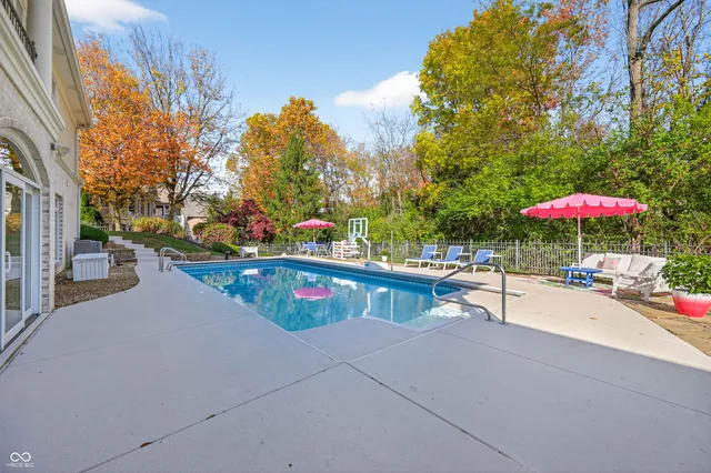 $1,600,000 | 1913 Dockside Drive, Greenwood, IN 46143