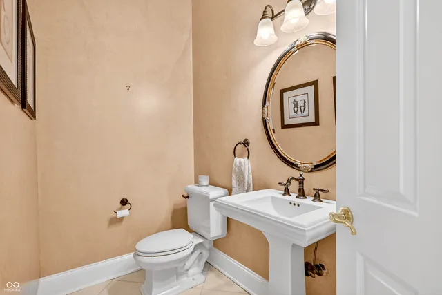 $1,600,000 | 1913 Dockside Drive, Greenwood, IN 46143