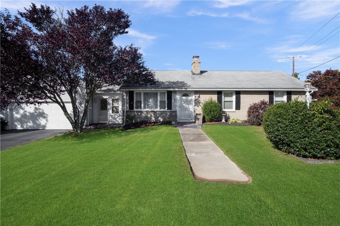 7 Annette Avenue Woonsocket, RI 02895 - Photo 1 of 17