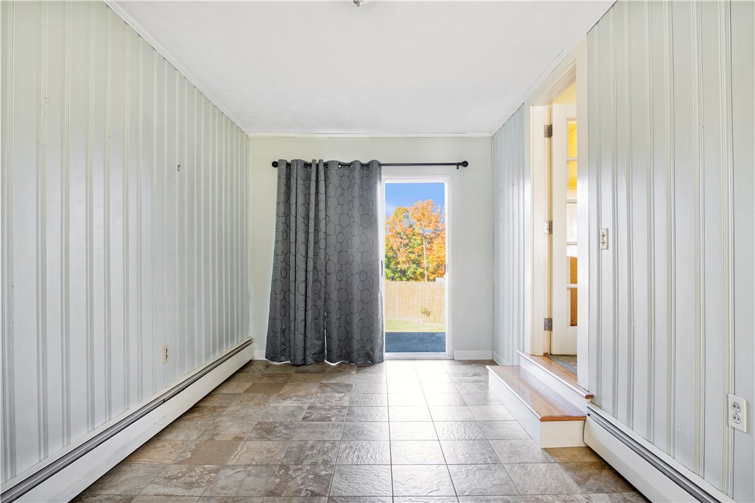 7 Annette Avenue Woonsocket, RI 02895 - Photo 8 of 17