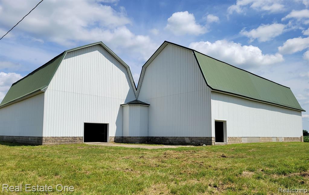2446 Wheeling Road Imlay City, MI 48444 - Photo 7 of 53