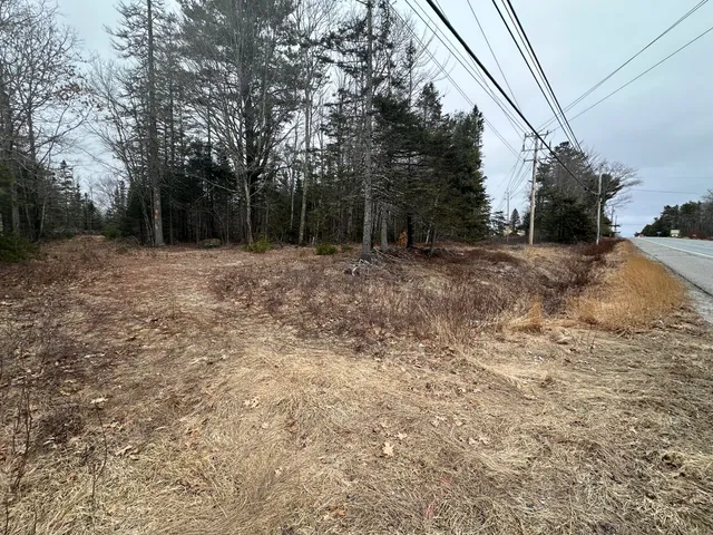 $99,000 | 221 Bucksport Road, Ellsworth, ME 04605