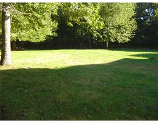 2 Wingate Road South Kingstown, RI 02879 - Photo 4 of 12 Yard/Garden.