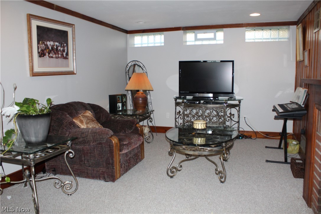 1447 Willshire Road Cleveland, OH 44124 - Photo 16 of 20 Gallery Image 16