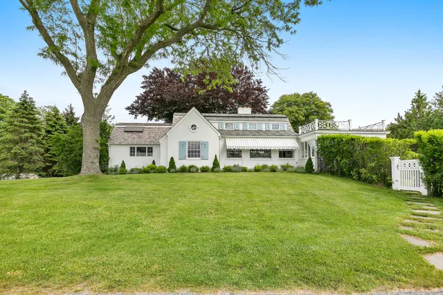 $40,000 | 42 Peconic Avenue, Sag Harbor, NY 11963