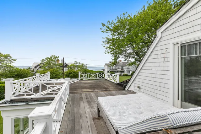 $40,000 | 42 Peconic Avenue, Sag Harbor, NY 11963