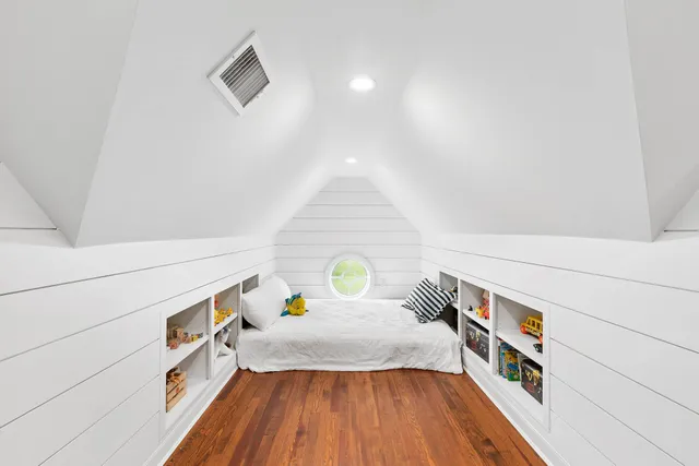 $40,000 | 42 Peconic Avenue, Sag Harbor, NY 11963