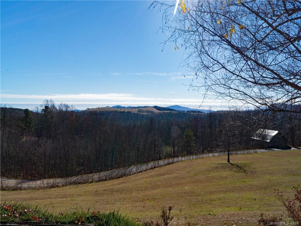 1215 Summer Road Hendersonville, NC 28792 - Photo 5 of 14 Gallery Image 5