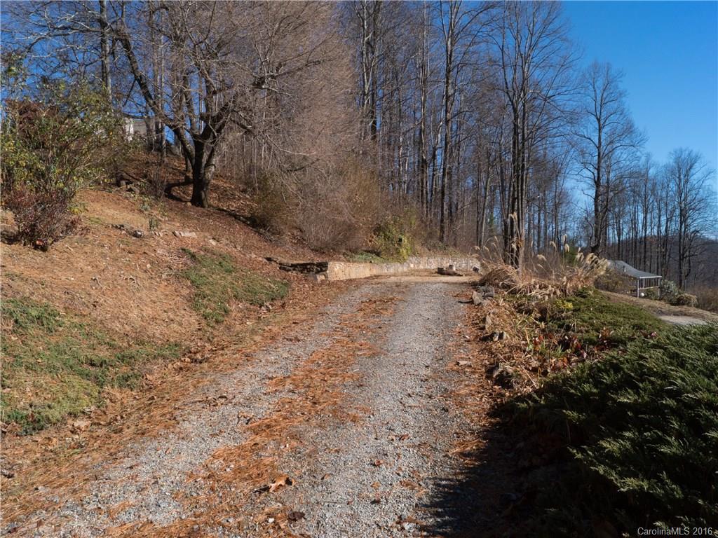 1215 Summer Road Hendersonville, NC 28792 - Photo 10 of 14 Gallery Image 10