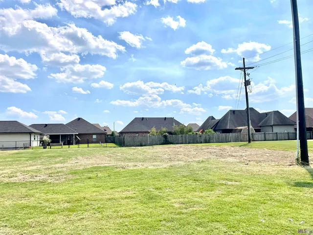 $69,900 | 529 Lancaster Drive, Houma, LA 70360