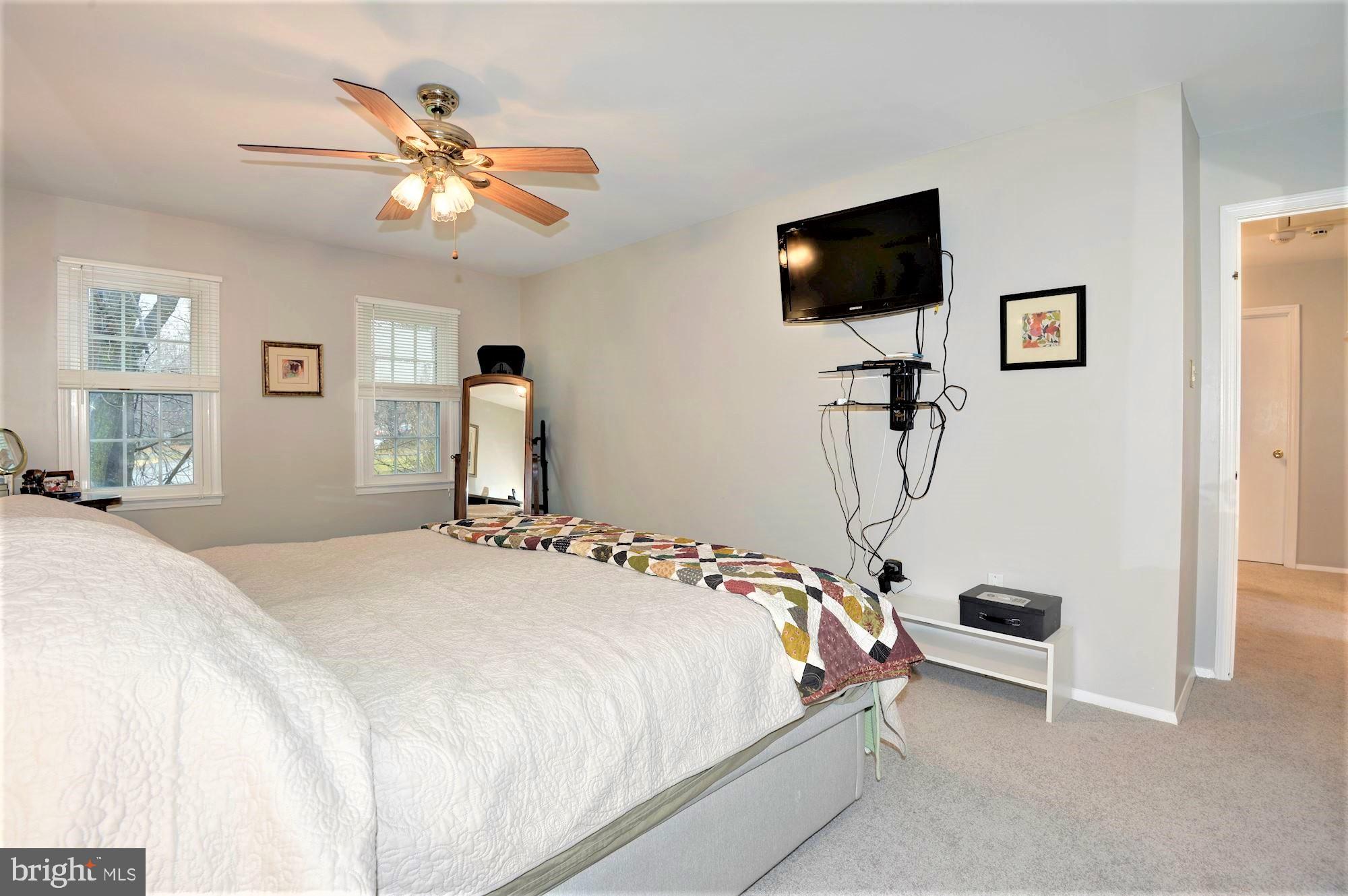2305 Rosedown Drive Reston, VA 20191 - Photo 22 of 43 Ceiling fan