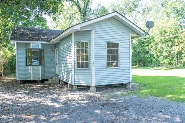 $1,375 | 902 East Hanson Avenue, Hammond, LA 70403
