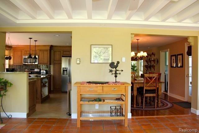 1431 Washington Road Rochester, MI 48306 - Photo 21 of 75 Large Open Rooms...Wonderful Ambience at Every Turn