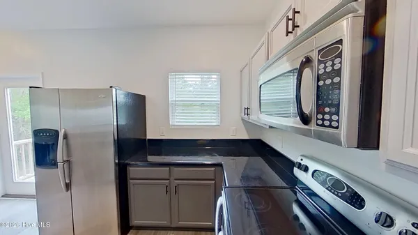 $2,800 | 709 Elton Avenue, Unit 1, Carolina Beach, NC 28428