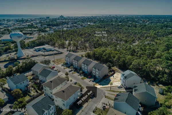 $2,800 | 709 Elton Avenue, Unit 1, Carolina Beach, NC 28428