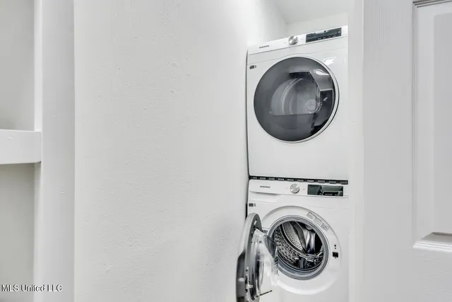 $90,000 | 118 Molokai, Unit D, Diamondhead, MS 39525