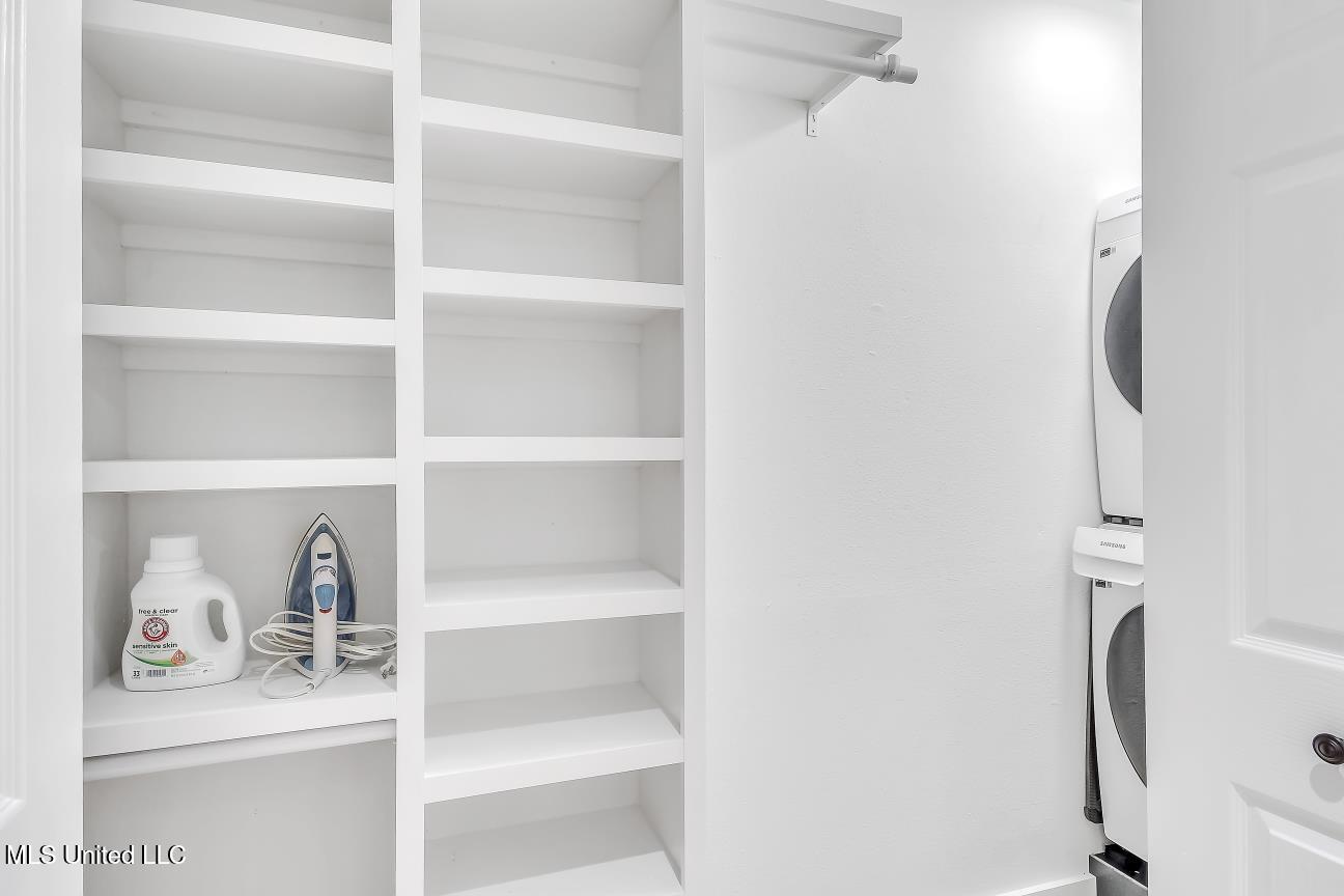 118 Molokai, Unit D Diamondhead, MS 39525 - Photo 18 of 27 IMG_5223