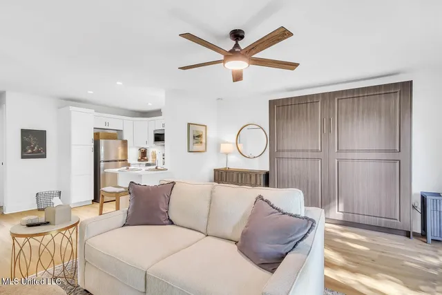 $90,000 | 118 Molokai, Unit D, Diamondhead, MS 39525