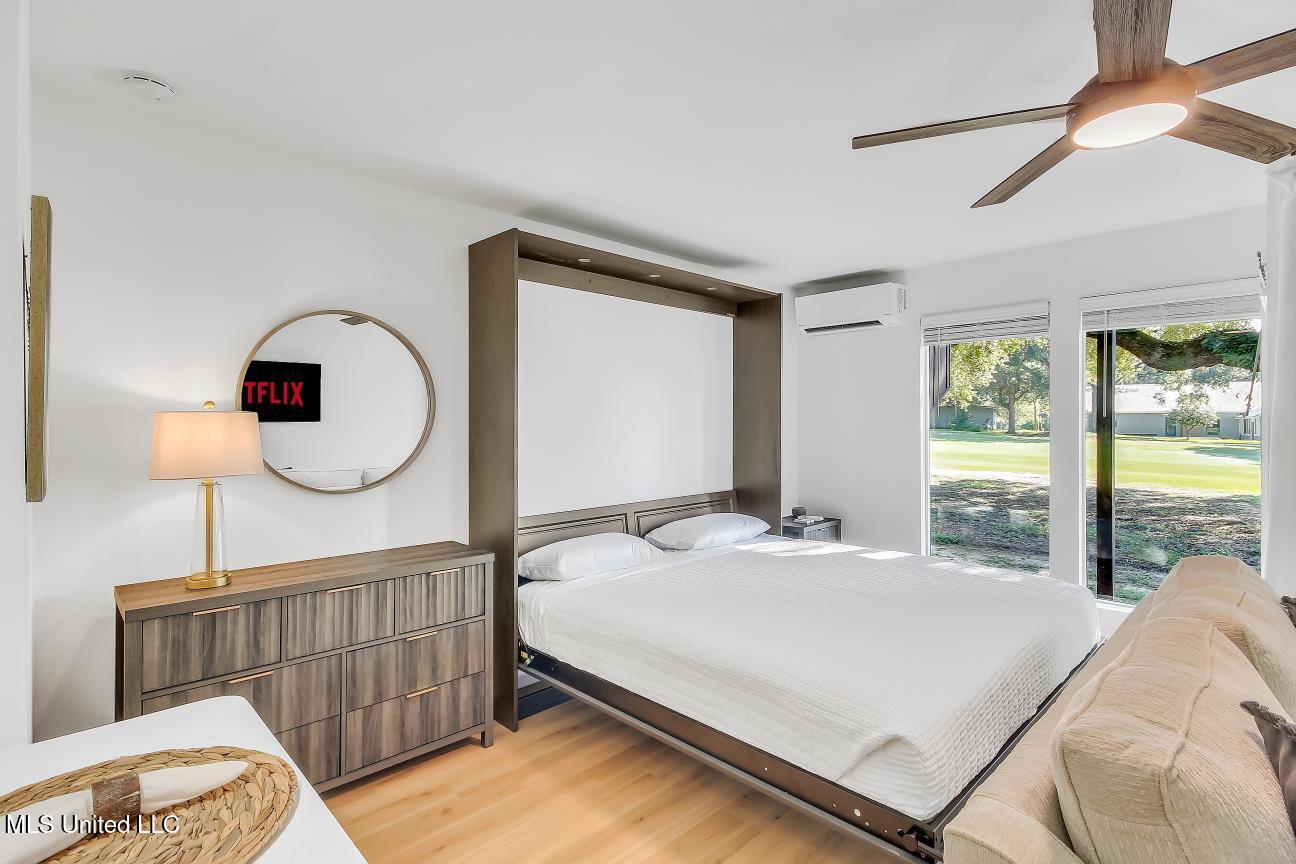 118 Molokai, Unit D Diamondhead, MS 39525 - Photo 6 of 27 IMG_5221