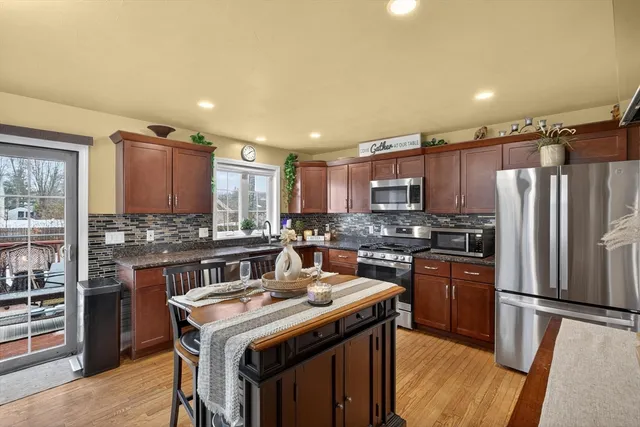 $720,000 | 215 North Avenue, Brockton, MA 02302