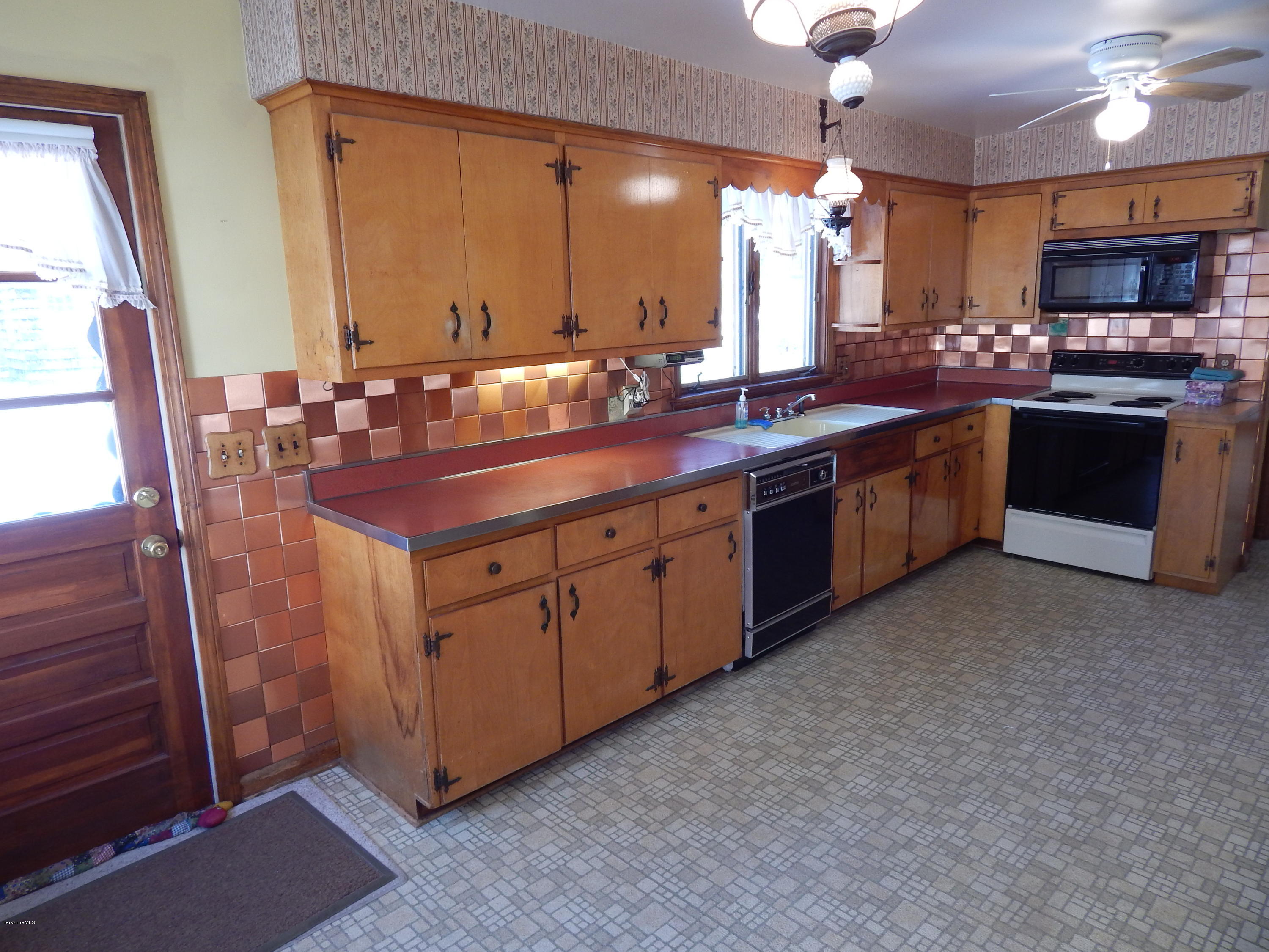 103 Northumberland Road Pittsfield, MA 01201 - Photo 6 of 13 Kitchen 3
