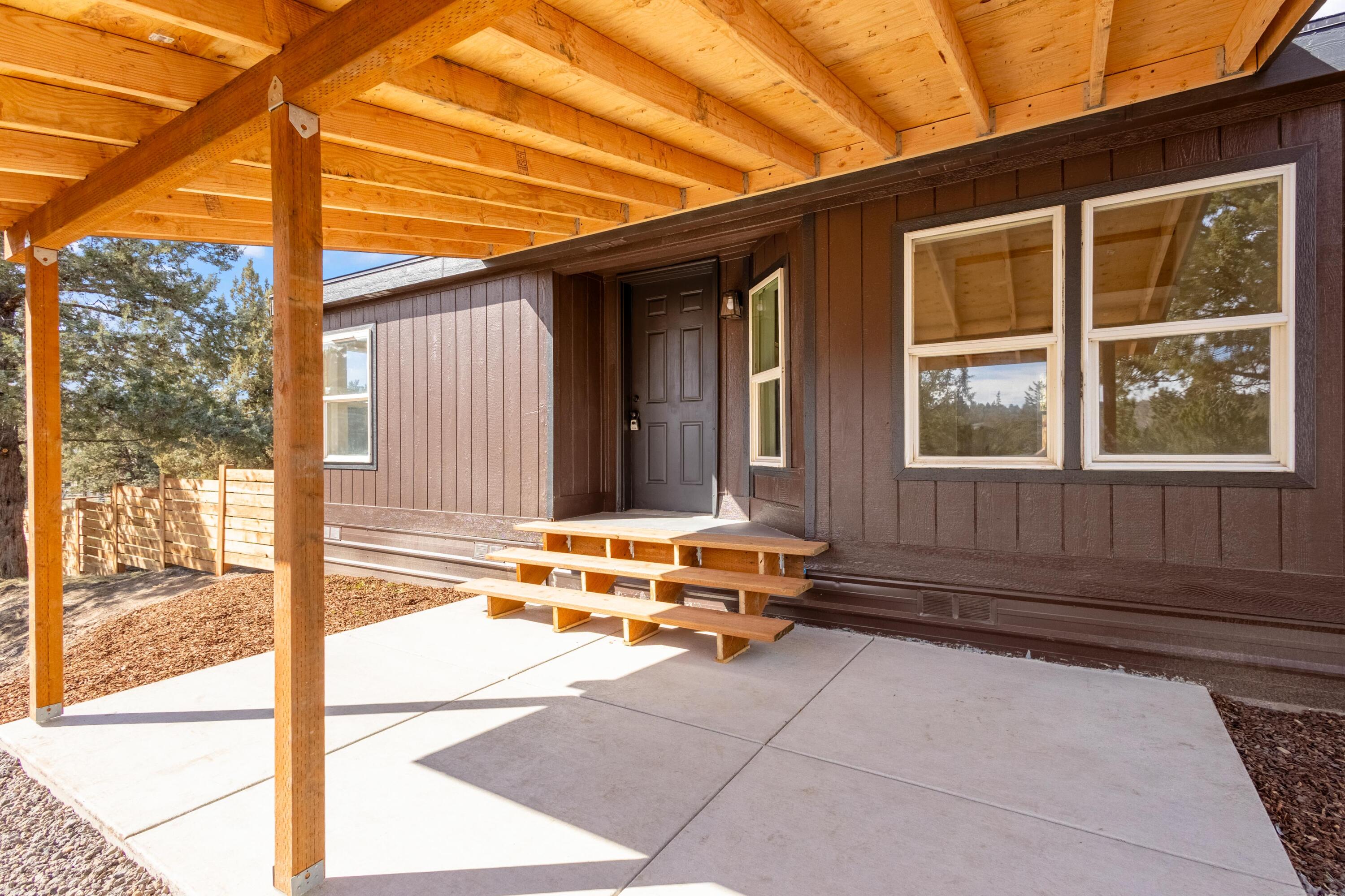 9071 Southwest Sand Ridge Road Terrebonne, OR 97760 - Photo 3 of 35 Gallery Image 3